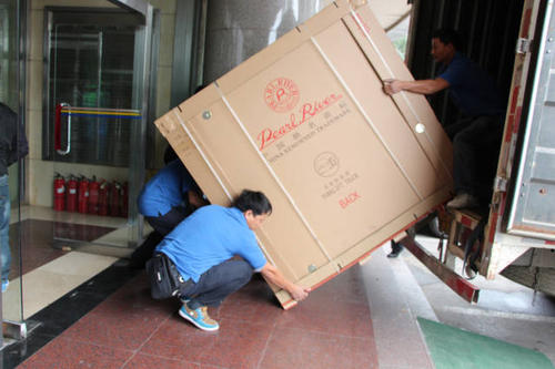 竹根滩镇钢琴贵重工艺品无忧运
